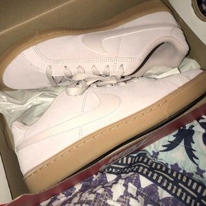 nike court royale suede khaki nike court royale suede khaki